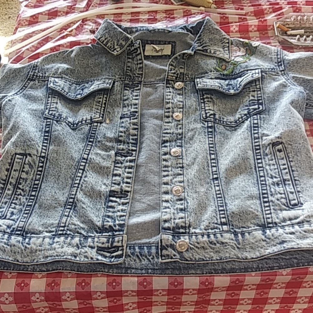 Pink Floral Embroidered Denim Jacket F21